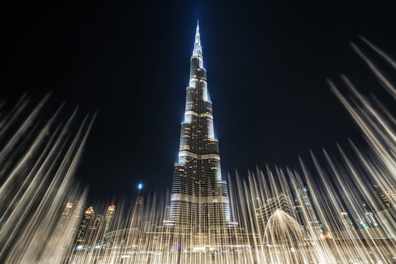 The Best Free Viewing Spots for the Night View