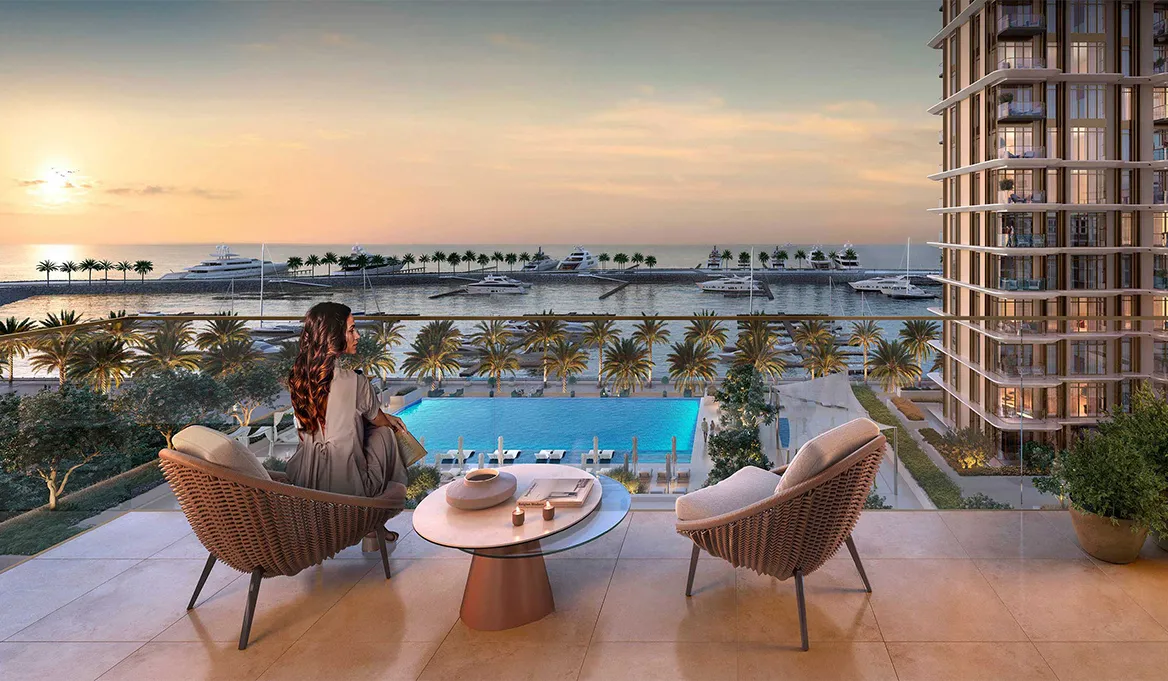 Exclusive Yacht Club and Community Lifestyle