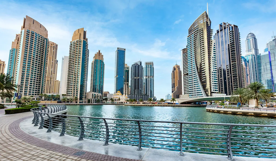 Jumeirah Lake Towers (JLT): Affordable Waterfront Living